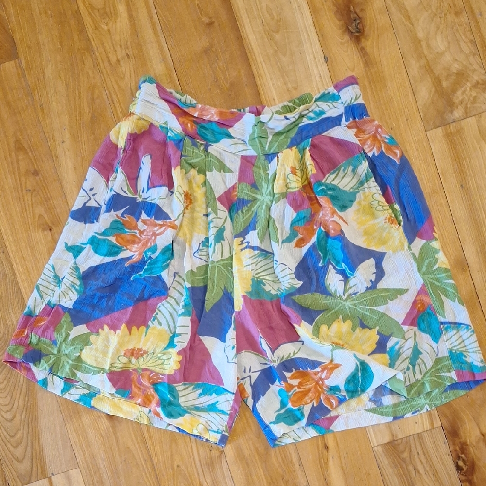 Vintage 80s 90s Mixit high Waisted Pleated Wideleg Shorts Size Small Colorful